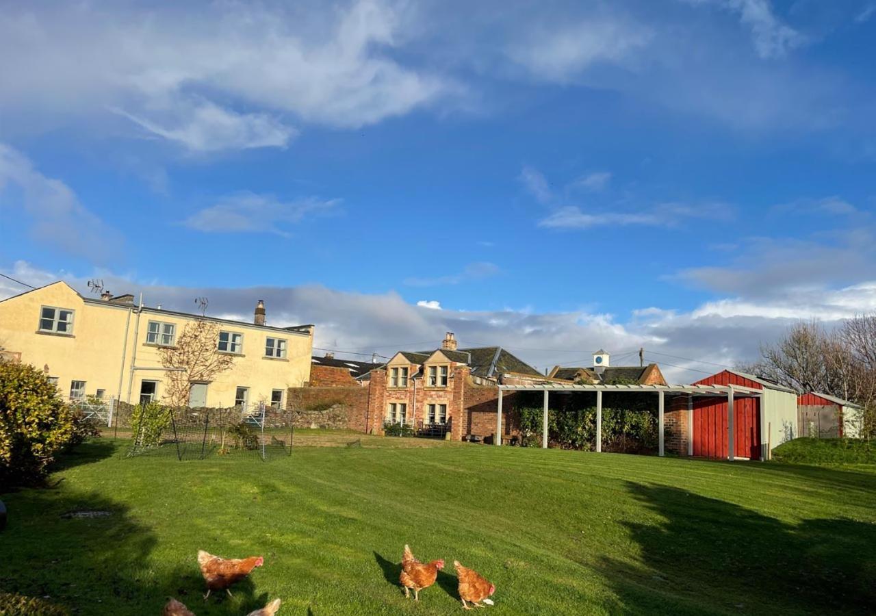 Stable Yard Cottage Greenlaw ภายนอก รูปภาพ